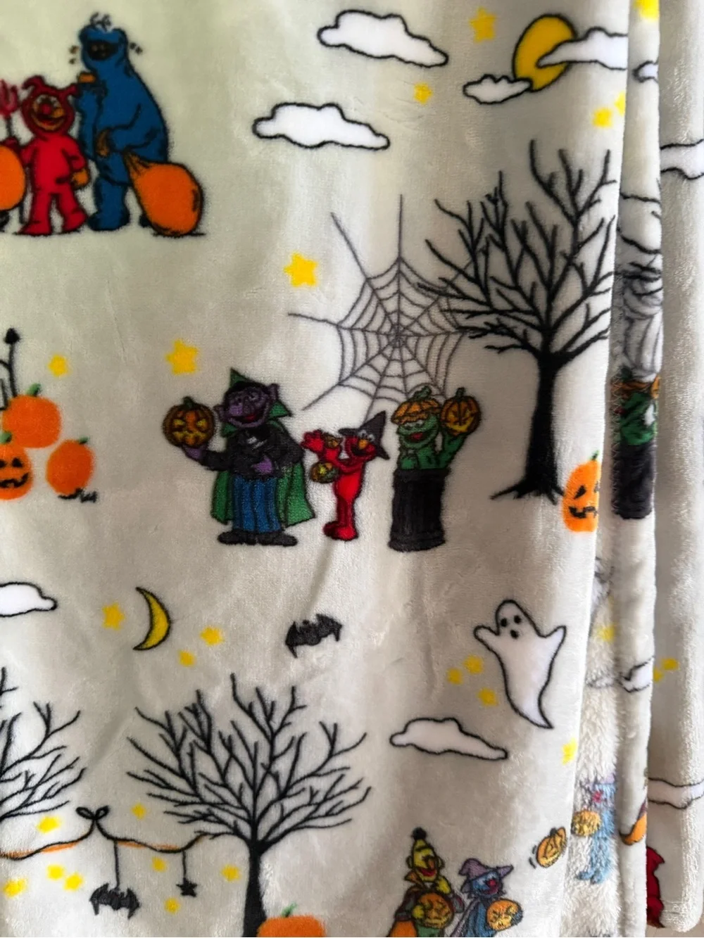 New Sesame Street Plush Throw Blanket Halloween Cookie Monster Elmo 50 x 60